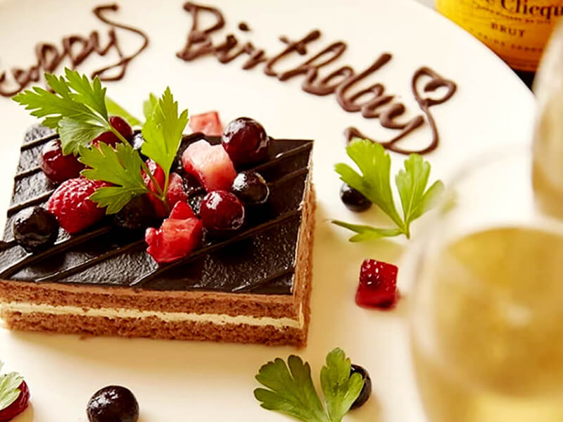 恵比寿 貸切 ラウンジ ROSE EBISU  - ローズ 恵比寿 - ＼特製ケーキ付／ Birthday＆記念日お店貸切プラン＊2.5H飲み放題付 全10品 6,000円 ⇒ 5,500円