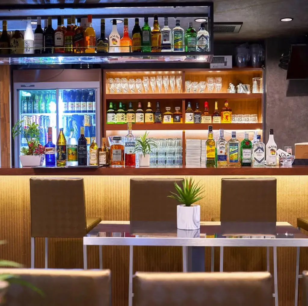 BAR カウンター席